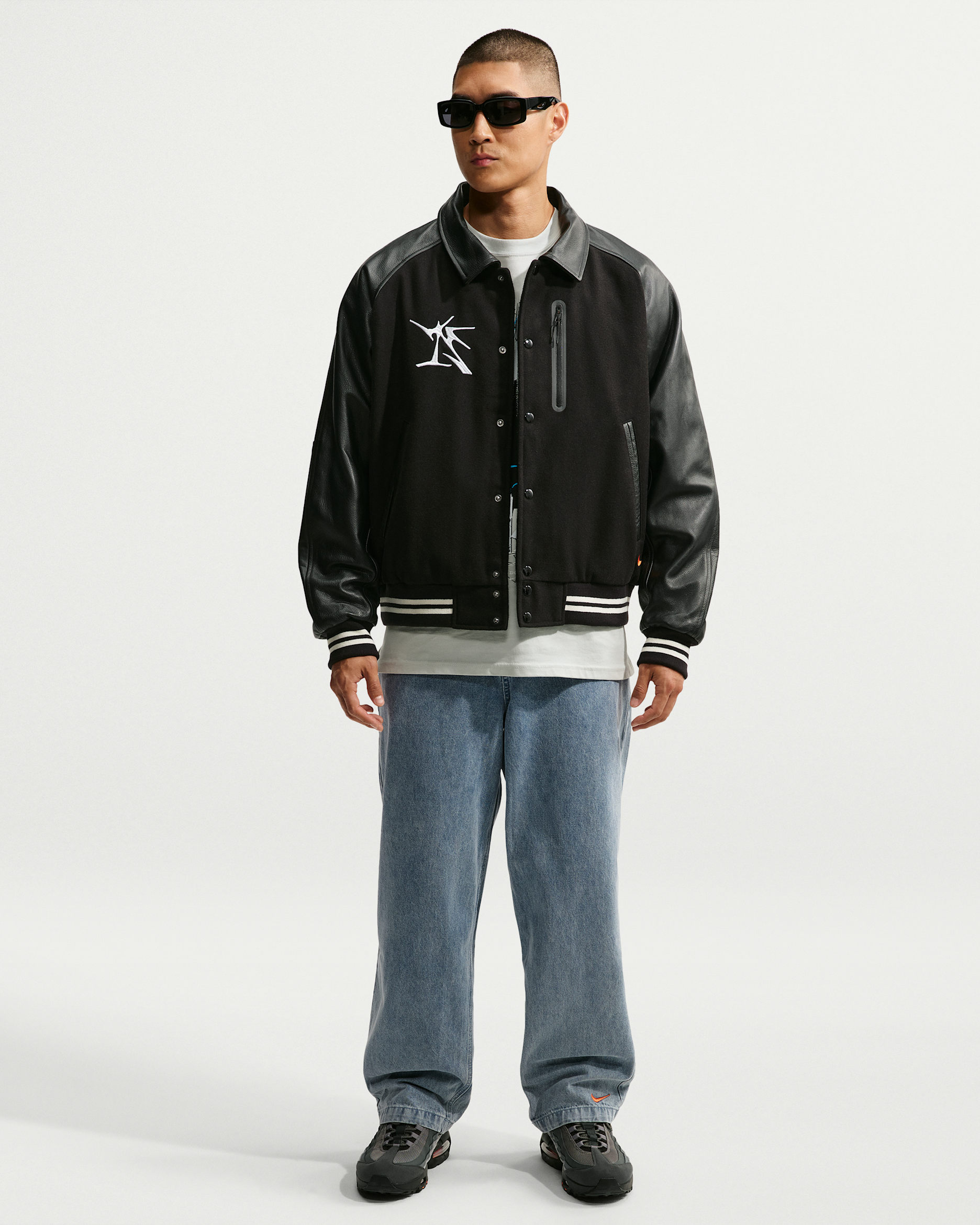 ナイキ　インディゴ Nike Sportswear Men's Indigo Jeans. Nike JP